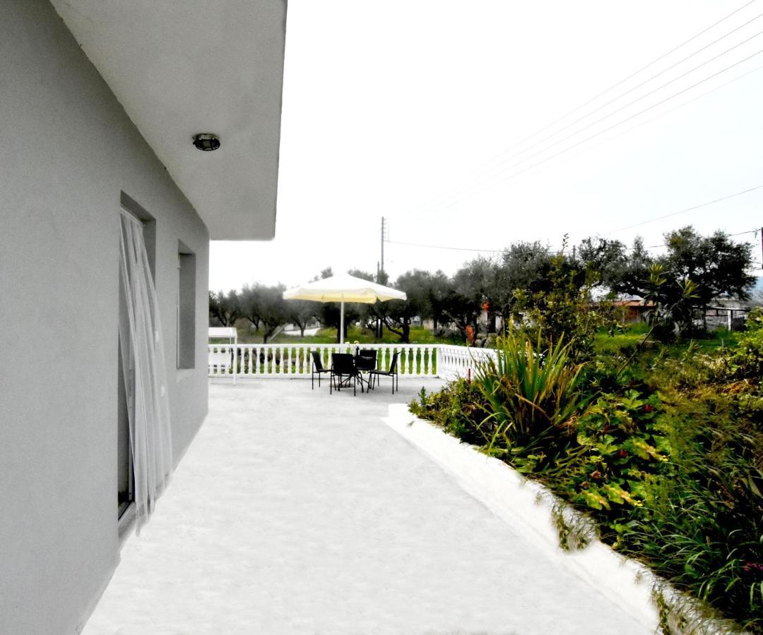 Casa Katina , Villa In Lagana, Agrilia Area Laganas Exterior foto